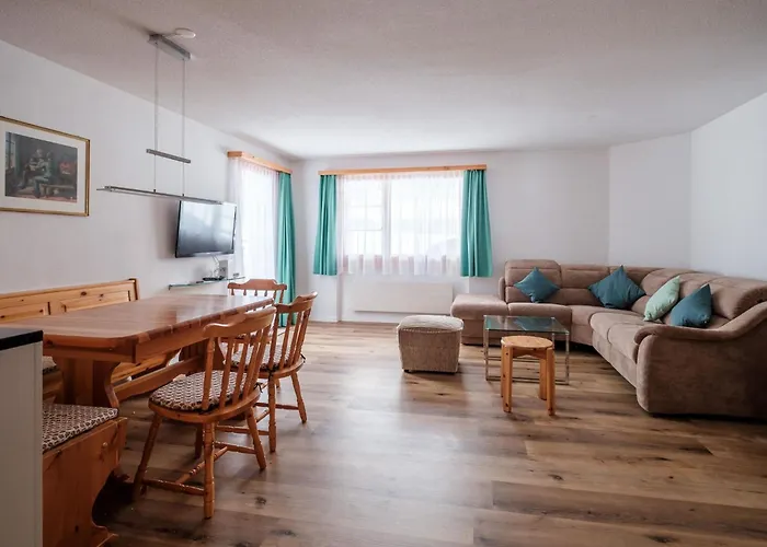 Haus Sunneschy Whg- 202 By Interhome Daire Parpan